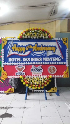Papan Bunga di Banyuanyar Ampel