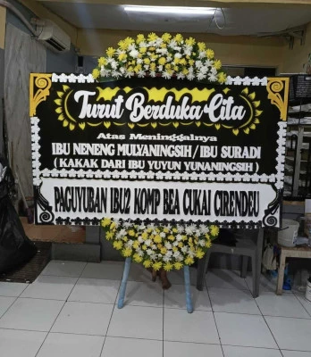 Papan Bunga di Banyuanyar Ampel